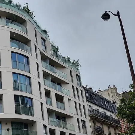 Apartment 150m2 And A 45m2 Terrace At 8th Floor With Air Conditioning *